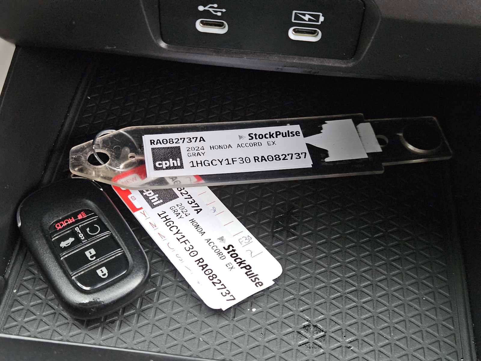 Used 2024 Honda Accord EX image 32
