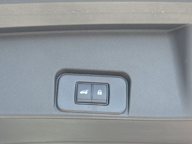 Certified 2026 Nissan Rogue Platinum AWD/4WD image 31