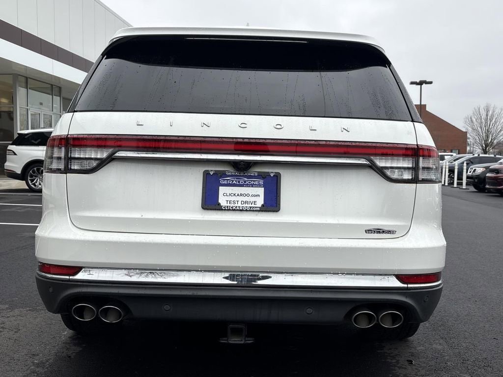 Used 2022 Lincoln Aviator Reserve w/ Equipment Group 201A image 8