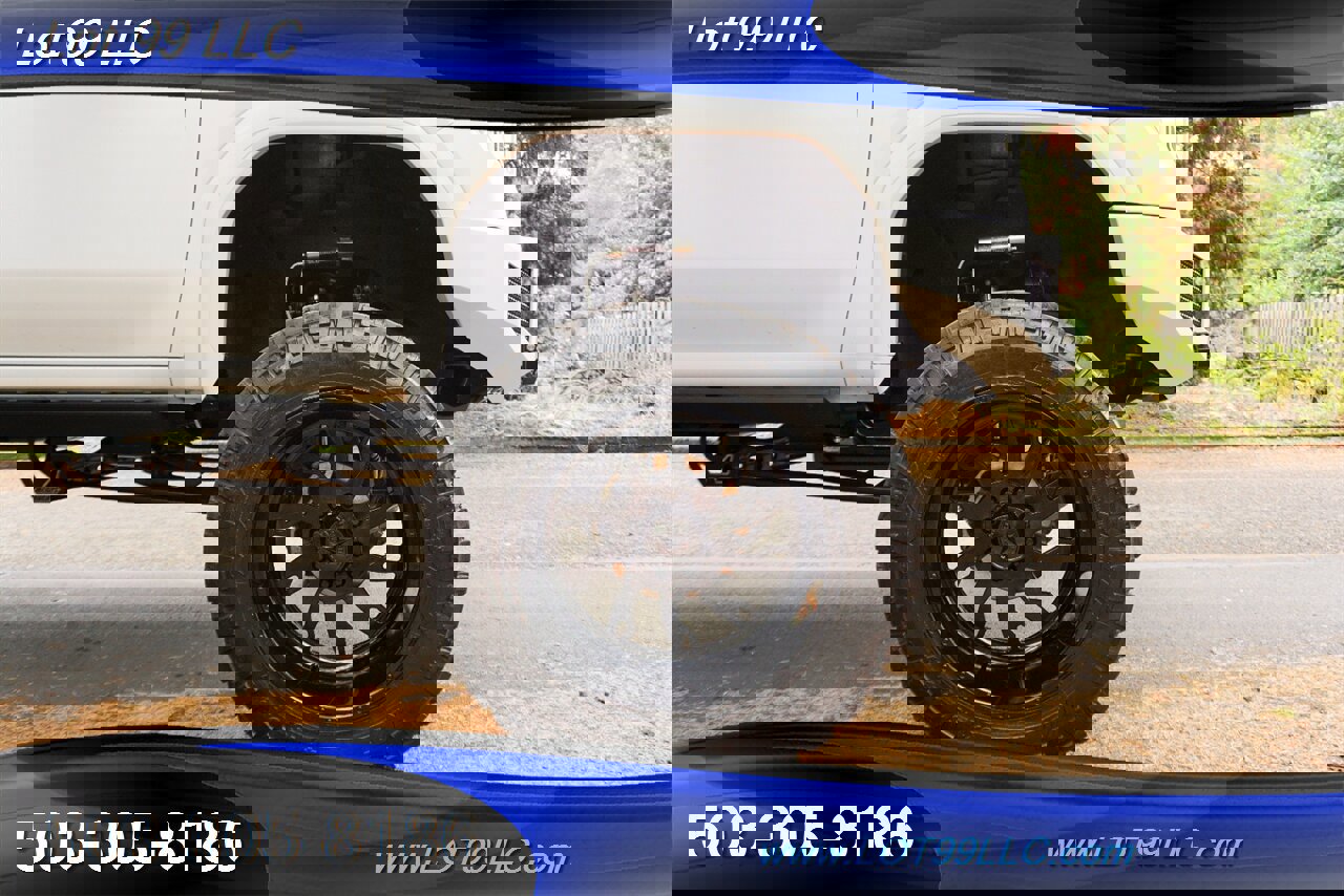 Used 2020 GMC Sierra 2500 AT4 w/ AT4 Premium Package image 4