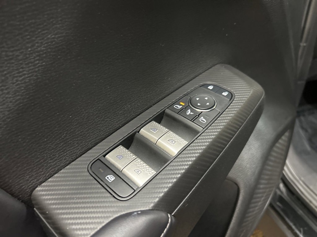 Used 2024 Mitsubishi Outlander SE image 30