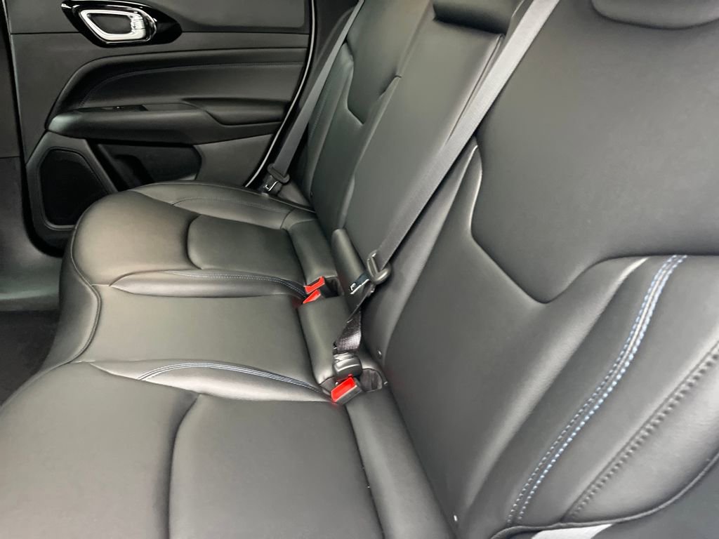 New 2026 Jeep Compass Limited image 21