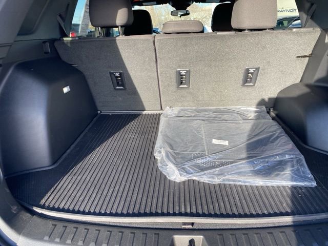 Certified 2026 GMC Terrain Elevation w/ Black Edition image 30