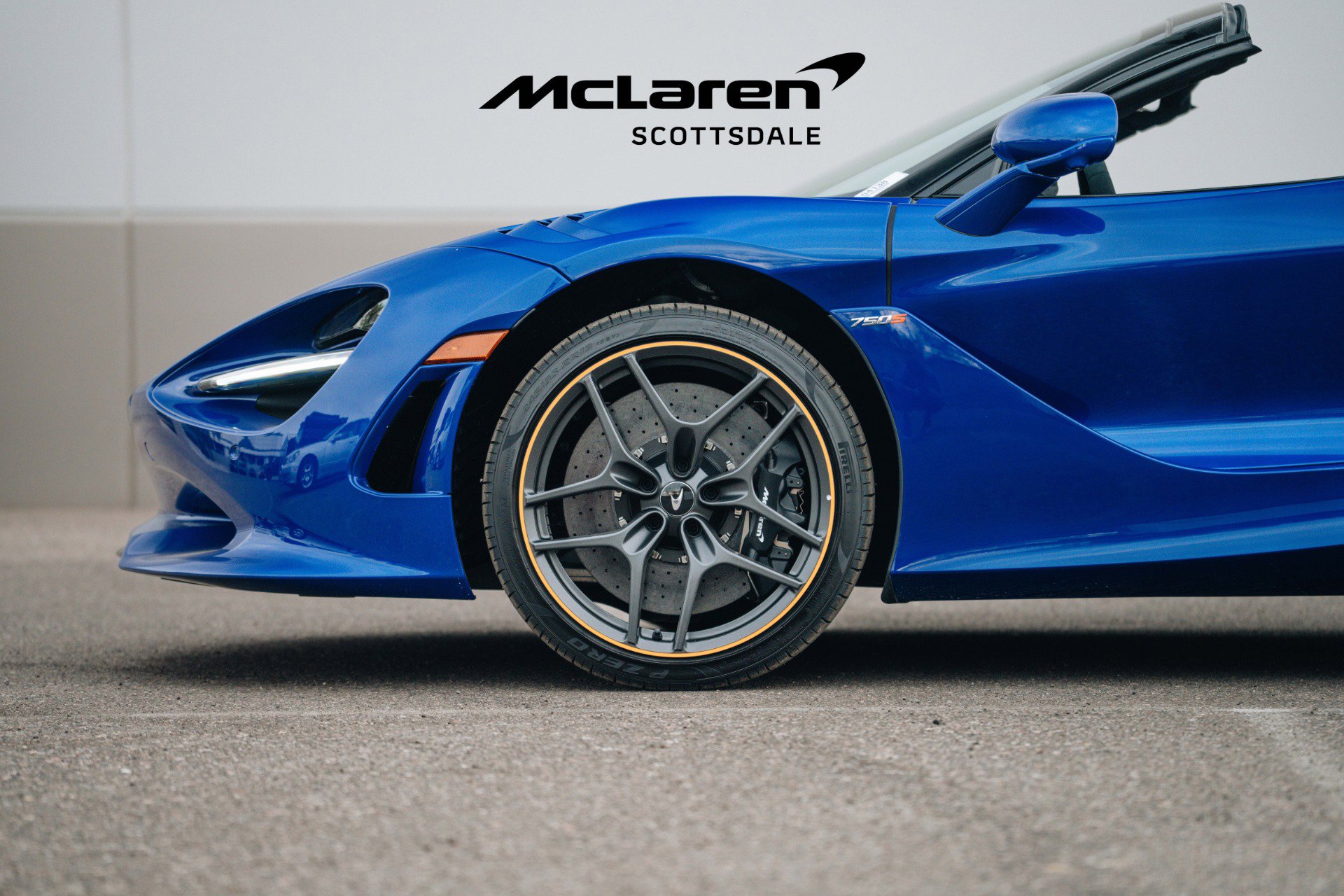 Used 2024 McLaren 750S Spider image 17