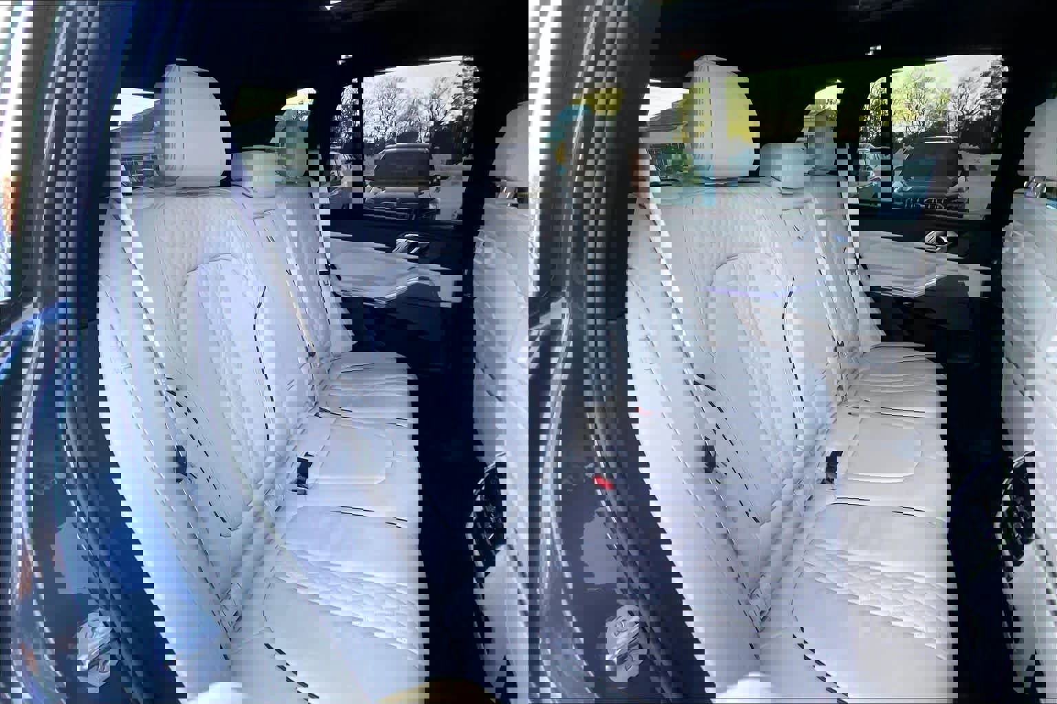 Used 2019 BMW X5 xDrive50i w/ M Sport Package image 20