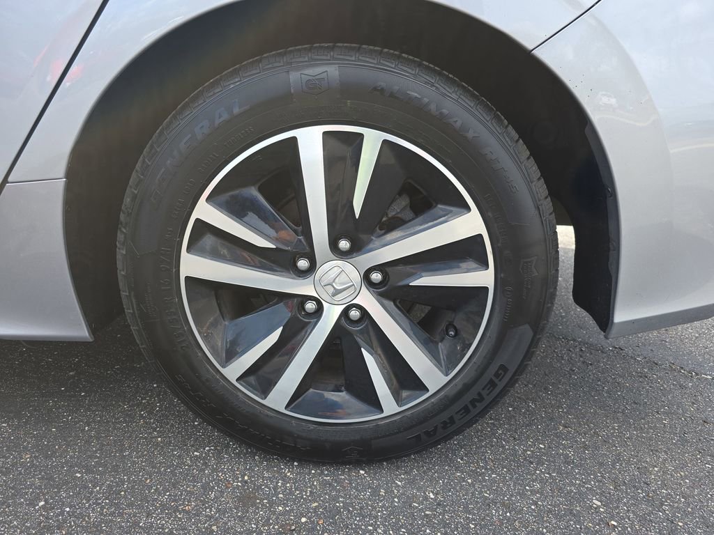 Used 2024 Honda Civic LX image 32