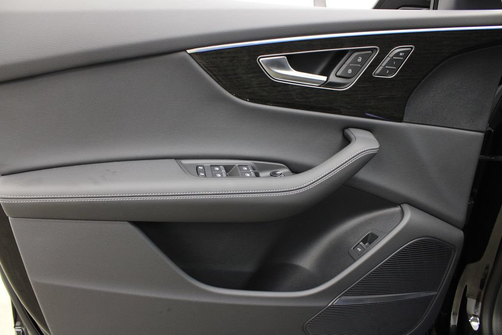 New 2027 Audi Q8 Prestige AWD/4WD image 17