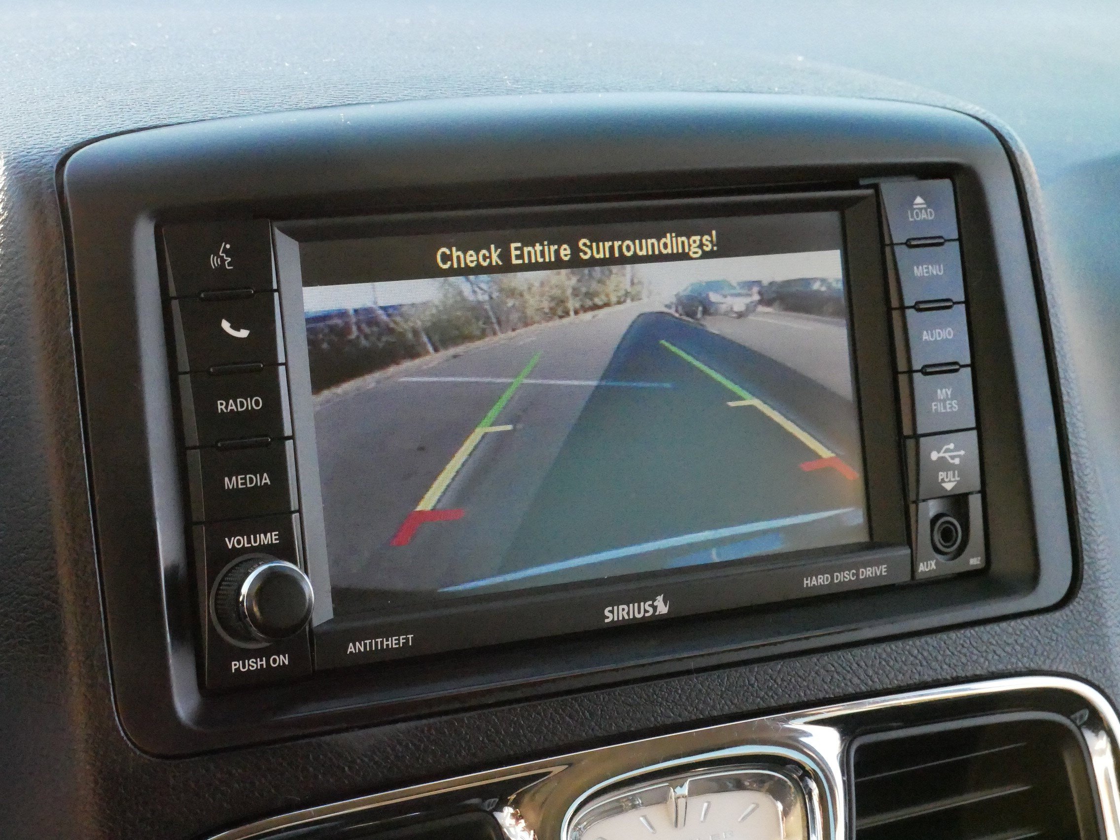 Used 2014 Chrysler Town & Country Touring image 29