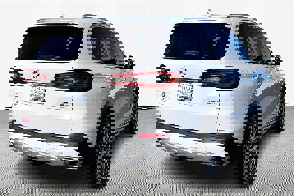 Used 2019 BMW X5 xDrive40i w/ Convenience Package image 2