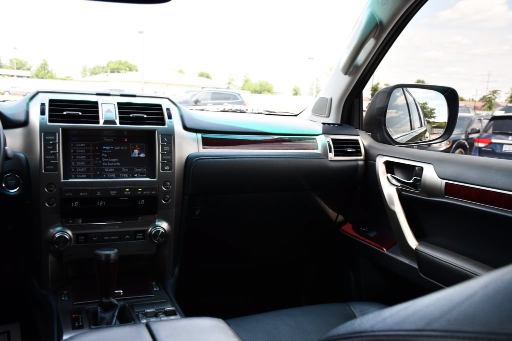 Used 2018 Lexus GX 460 Premium AWD/4WD image 28
