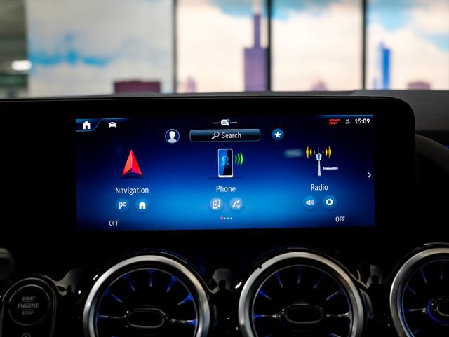 New 2026 Mercedes-Benz GLA 35 AMG 4MATIC image 19