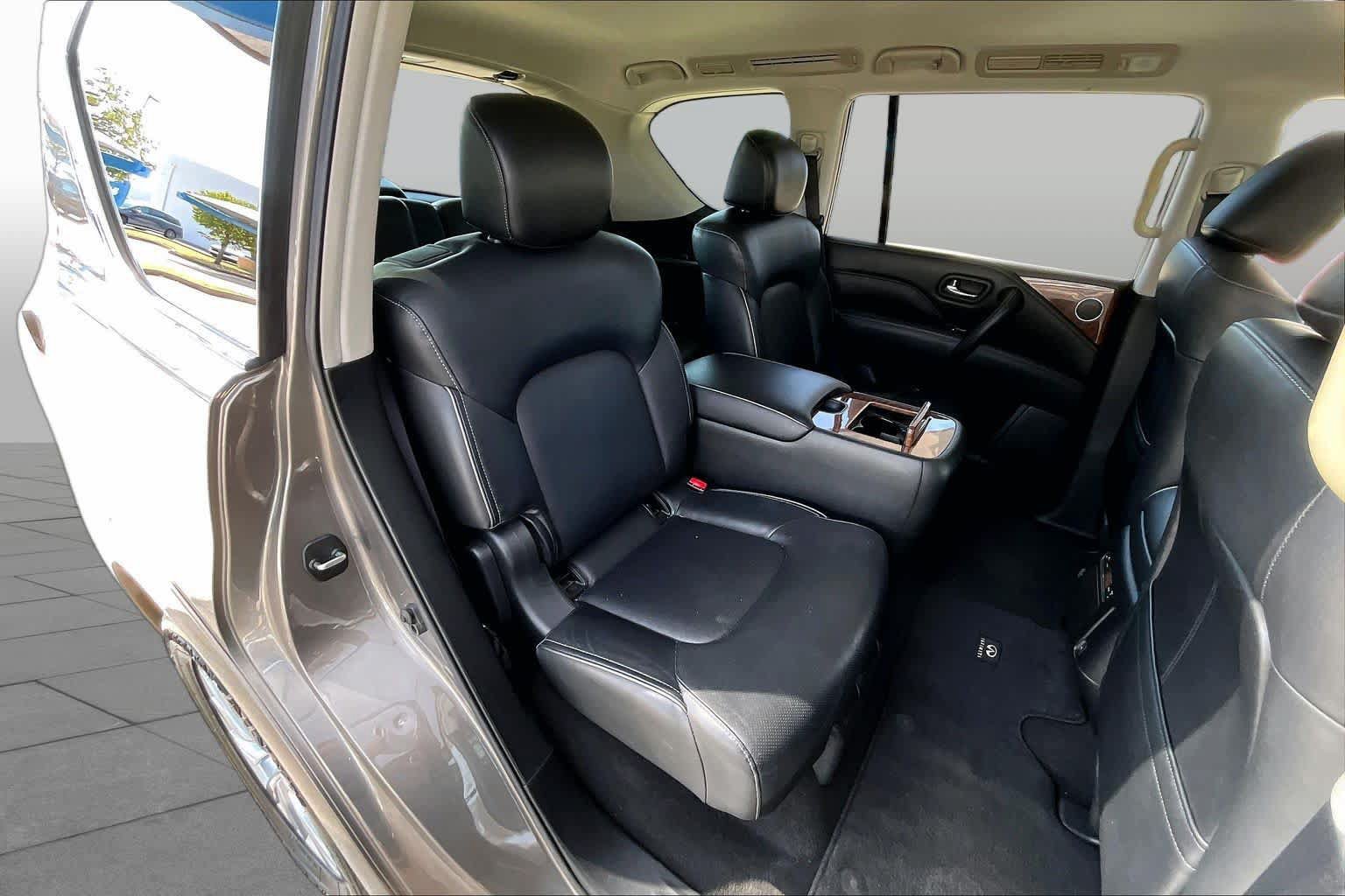 Used 2019 INFINITI QX80 Luxe AWD/4WD image 18