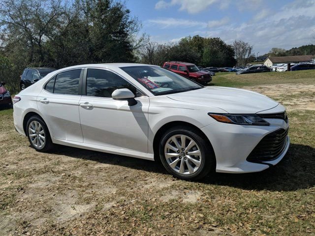 Used 2020 Toyota Camry LE FWD image 2