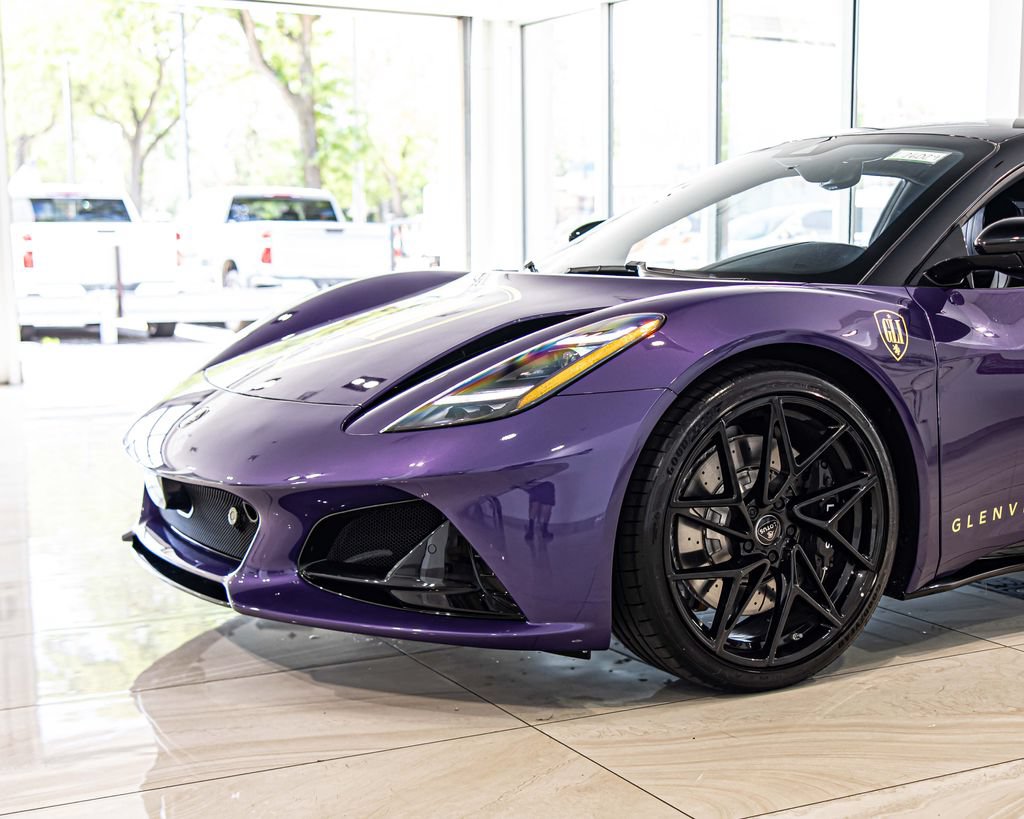 New 2026 Lotus Emira SE RWD image 4