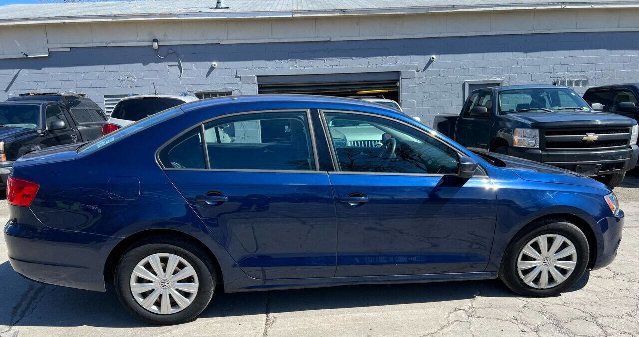 Used 2013 Volkswagen Jetta Sedan image 8