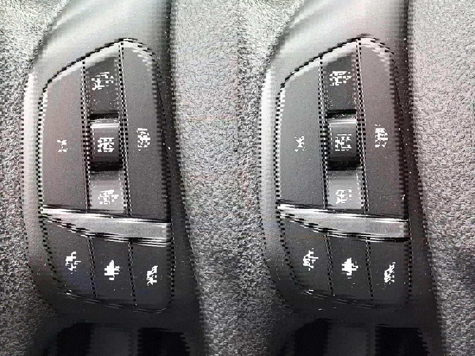 Used 2020 Ford Escape SE image 20