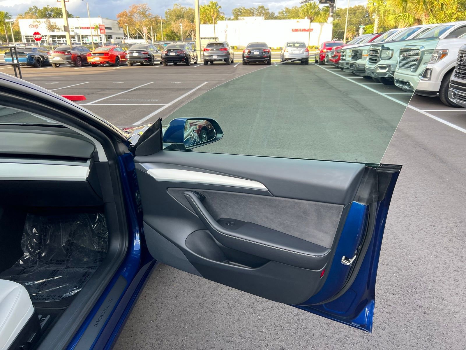 Used 2021 Tesla Model 3 Standard Range Plus image 48