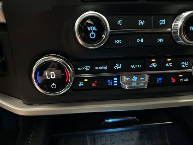 Used 2023 Ford Expedition Max XLT AWD/4WD image 33