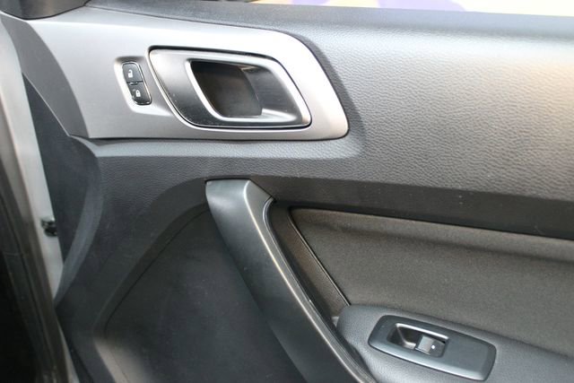 Used 2020 Ford Ranger XLT w/ XLT Sport Appearance Package image 9