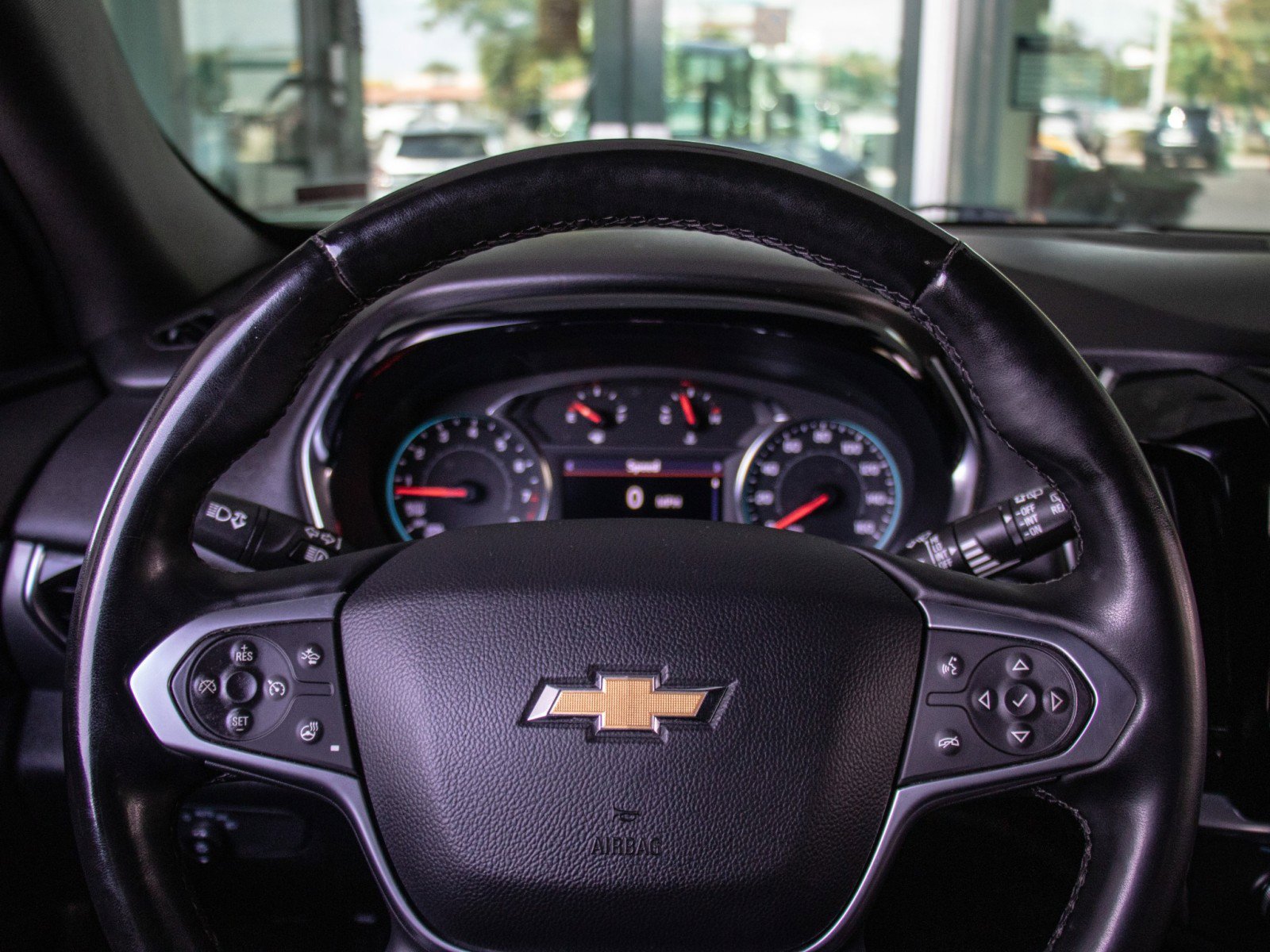 Used 2023 Chevrolet Traverse LT image 14