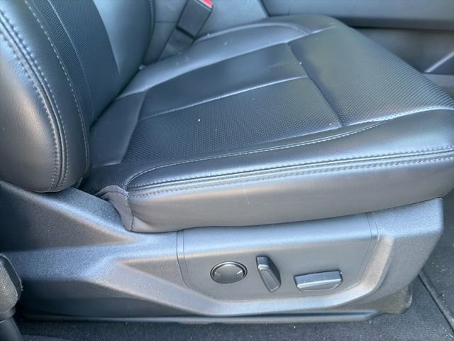 Used 2024 Ford Expedition XLT AWD/4WD image 7