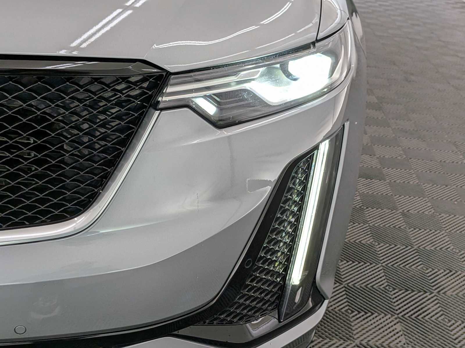 Used 2024 Cadillac XT6 Sport image 10