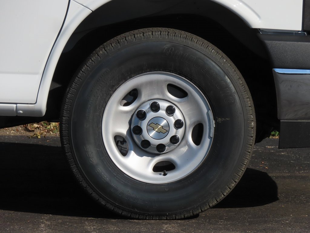 New 2025 Chevrolet Express 3500 KNAPHEIDE 56 ULTRA-LOW KUV129 w/ Power Convenience Package image 14