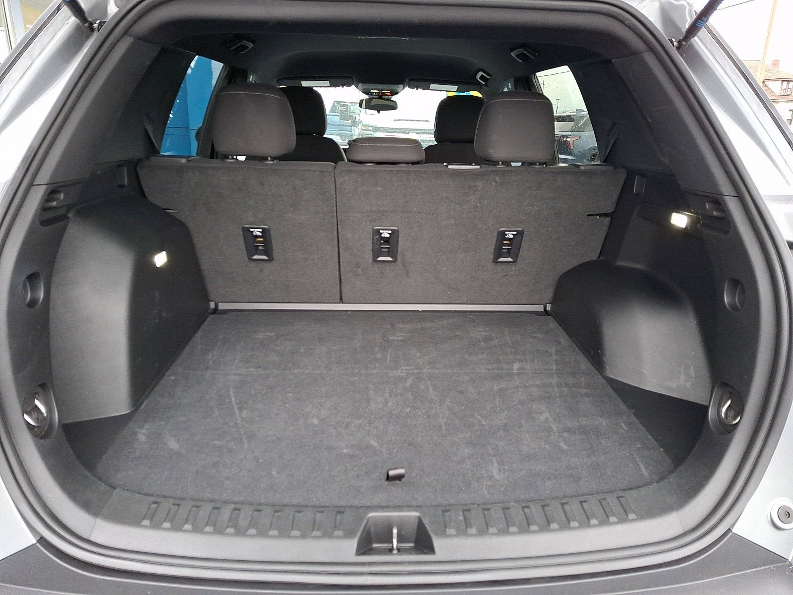 Used 2025 Chevrolet Equinox LT AWD/4WD image 28