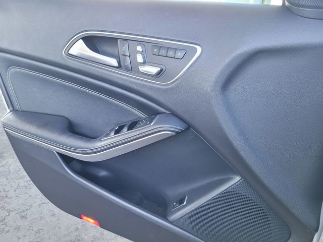 Used 2018 Mercedes-Benz GLA 250 4MATIC image 8