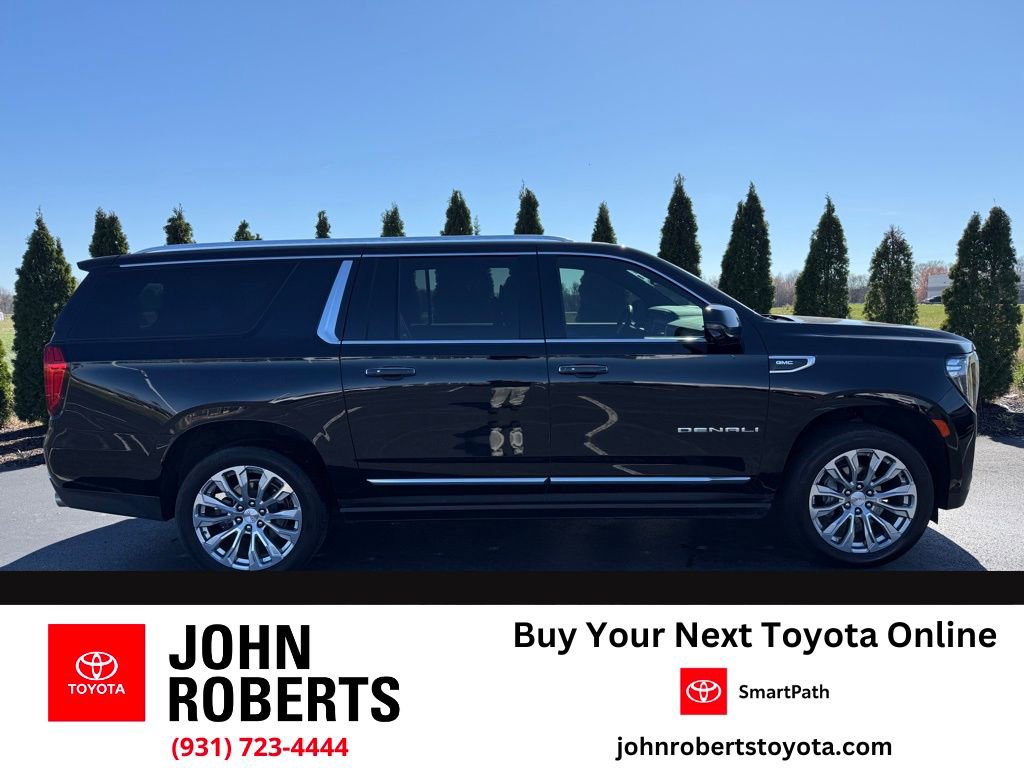 Used 2024 GMC Yukon XL Denali w/ Advanced Technology Package image 1