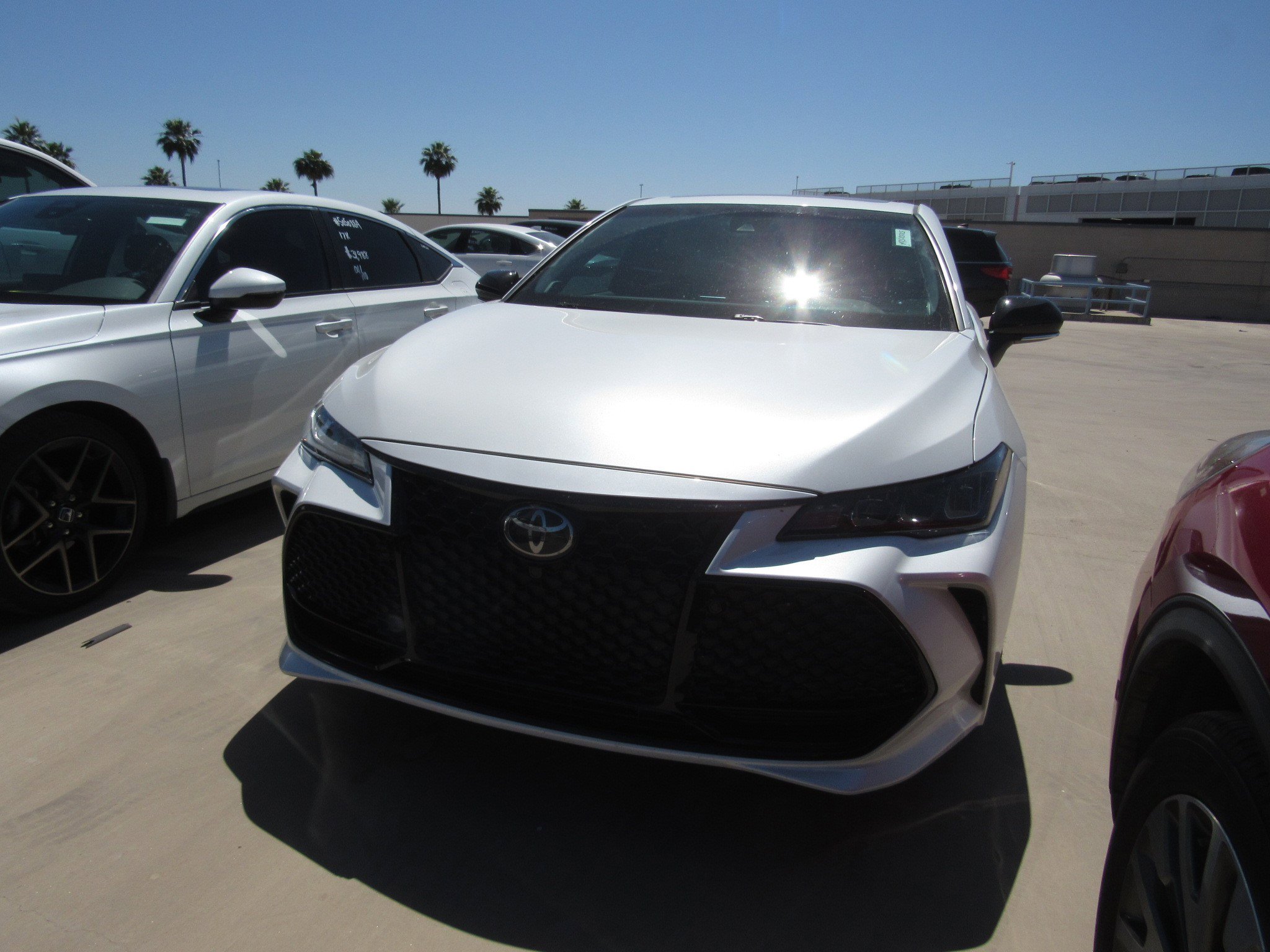 Used 2021 Toyota Avalon XSE w/ Carpet Mat Package (TMS) image 1