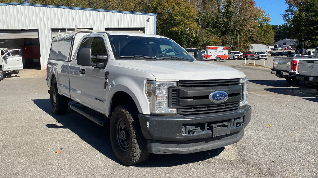 Used 2019 Ford F250 XL AWD/4WD image 3