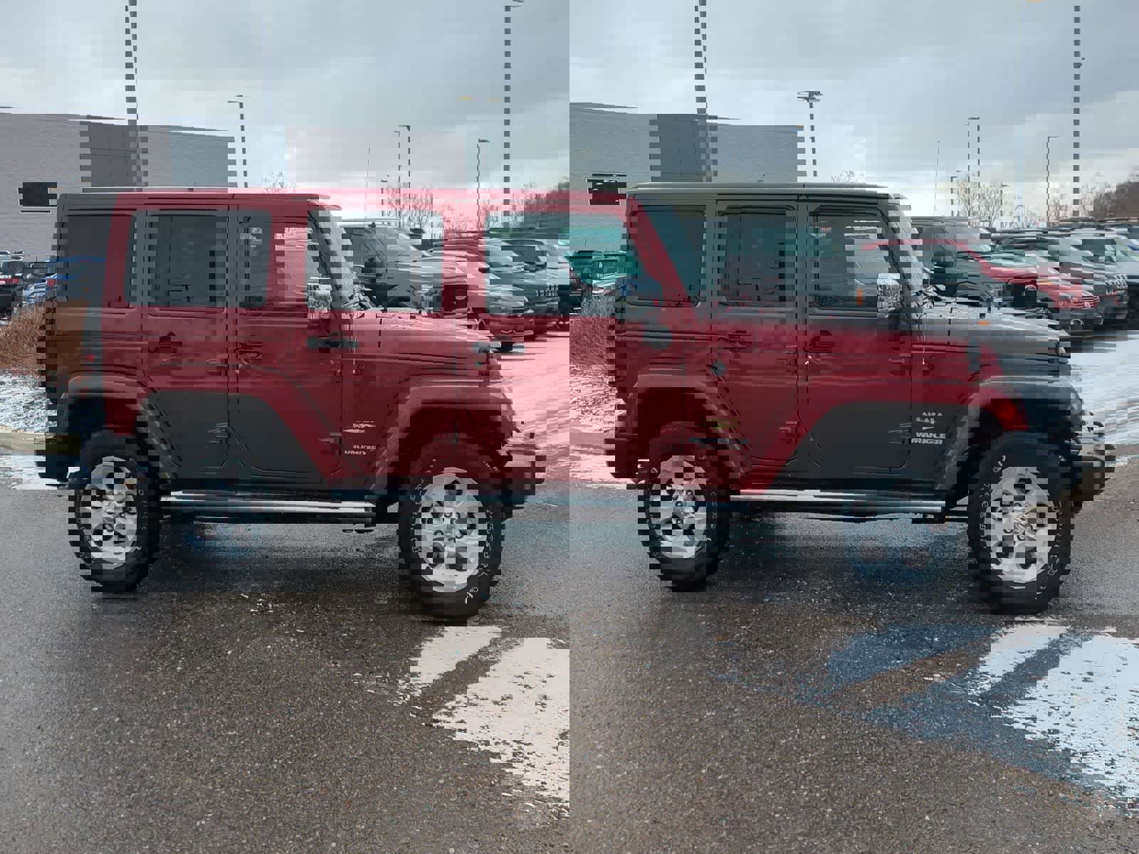 Used 2013 Jeep Wrangler Unlimited Sahara w/ Mopar Chrome Edition Group image 9