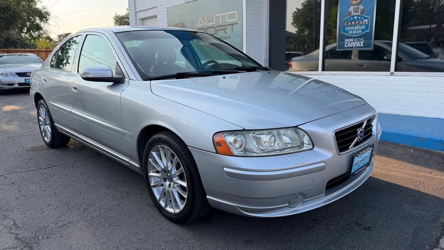 Used 2007 Volvo S60 2.5T AWD/4WD image 1
