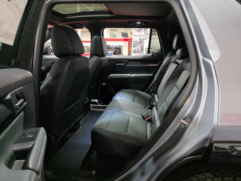 New 2026 GMC Terrain AT4 w/ Convenience Package III AWD/4WD image 21