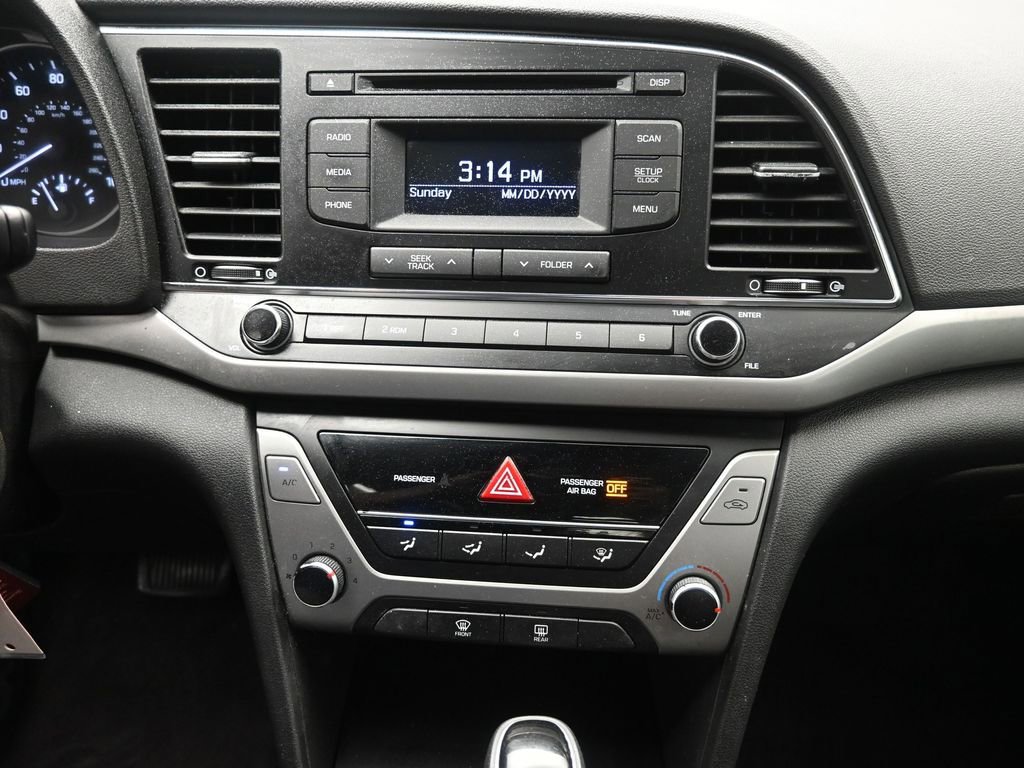 Used 2018 Hyundai Elantra SE w/ Cargo Package image 11
