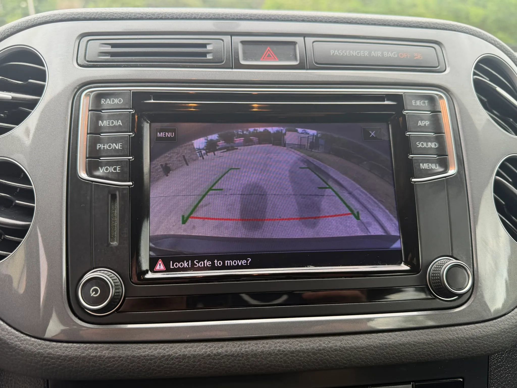 Used 2017 Volkswagen Tiguan S FWD image 22