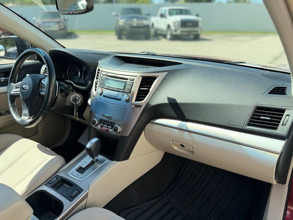 Used 2013 Subaru Outback 2.5i Premium AWD/4WD image 17