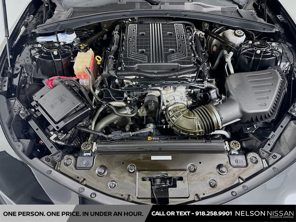 Used 2019 Chevrolet Camaro ZL1 RWD image 31