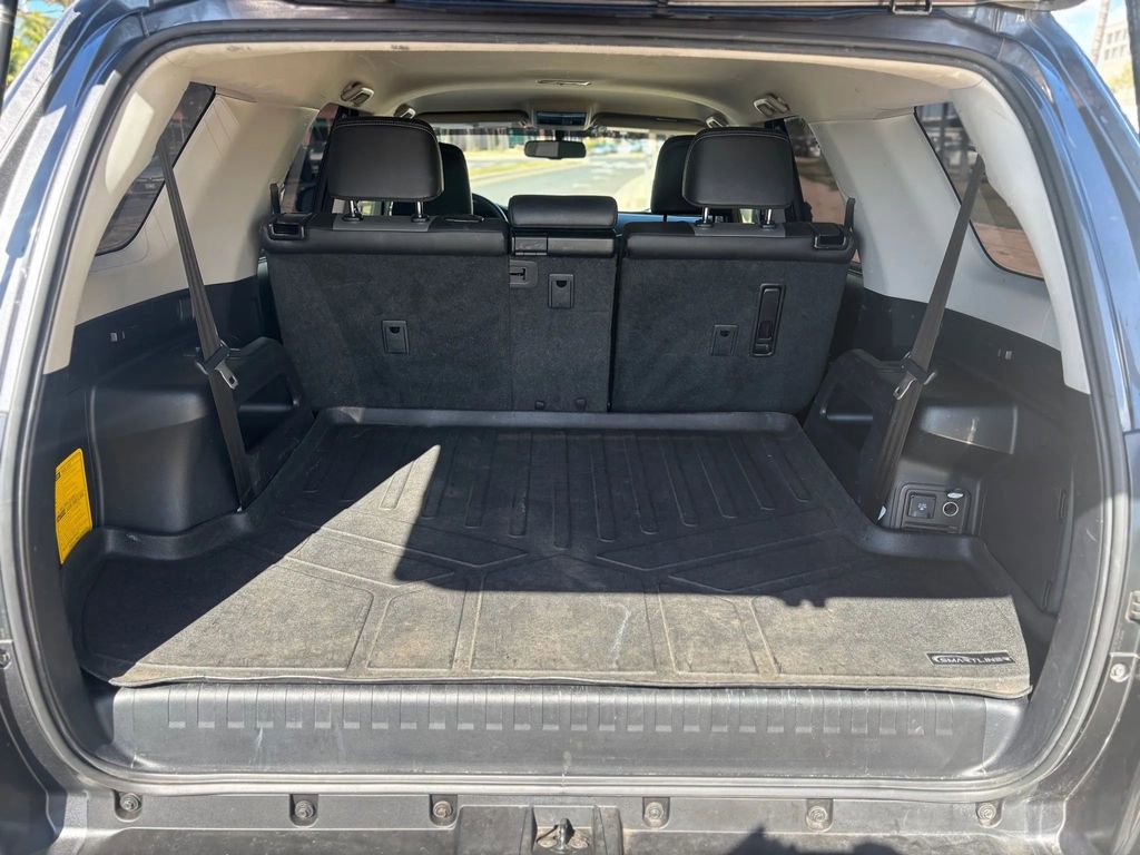 Used 2018 Toyota 4Runner SR5 image 19