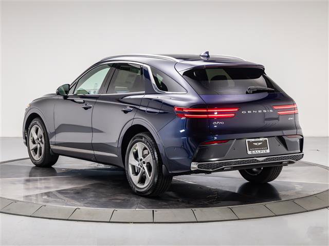 New 2026 Genesis GV70 2.5T Advanced image 3