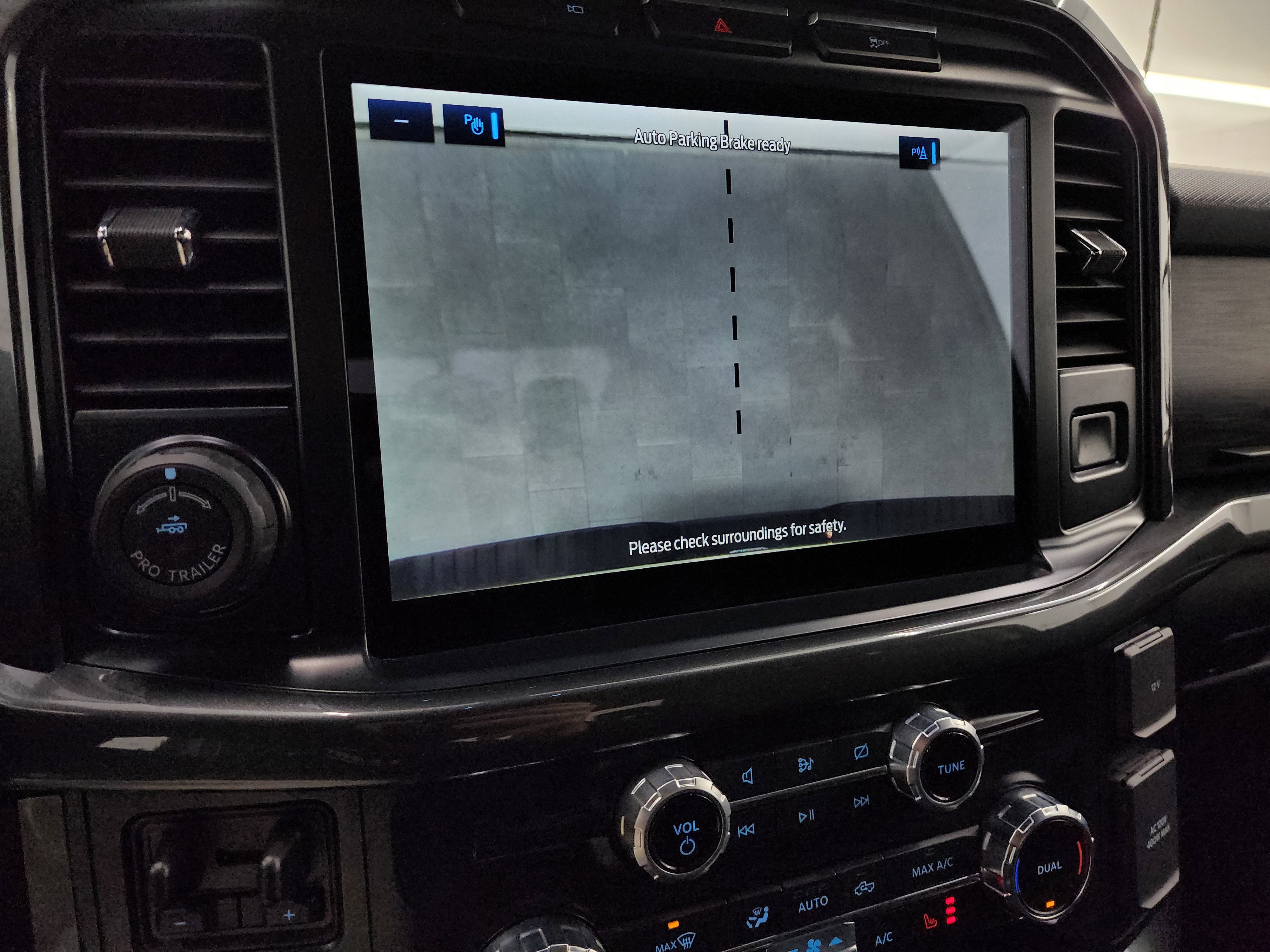 Used 2022 Ford F150 XLT w/ Equipment Group 302A High image 17