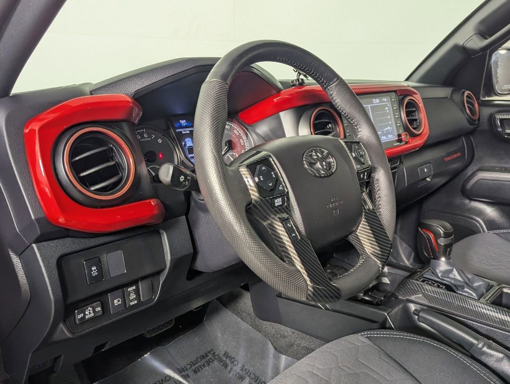 Used 2021 Toyota Tacoma TRD Off-Road image 13