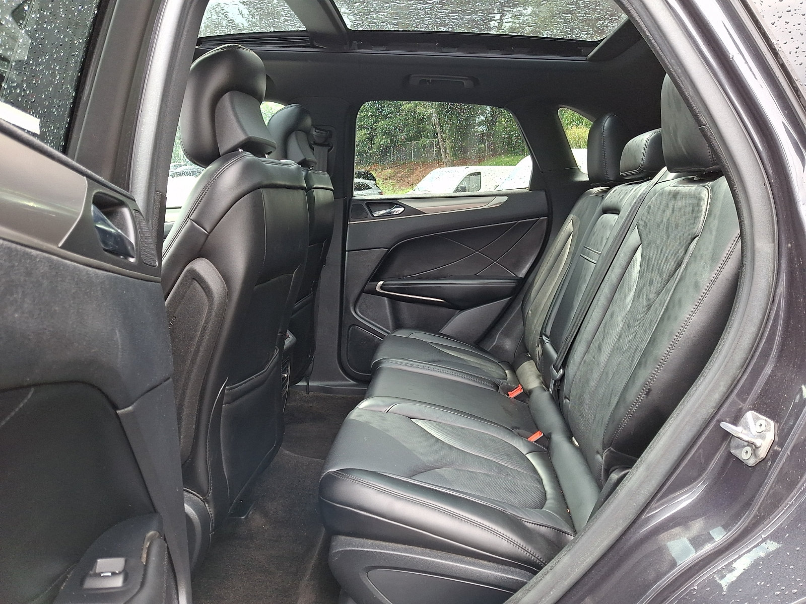 Used 2015 Lincoln MKC AWD w/ Equipment Group 102A Reserve image 10