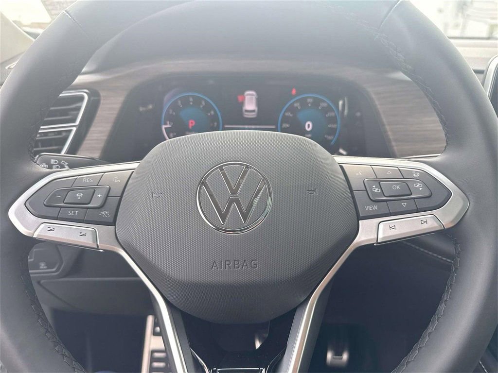 New 2026 Volkswagen Atlas SEL Premium R-Line image 16
