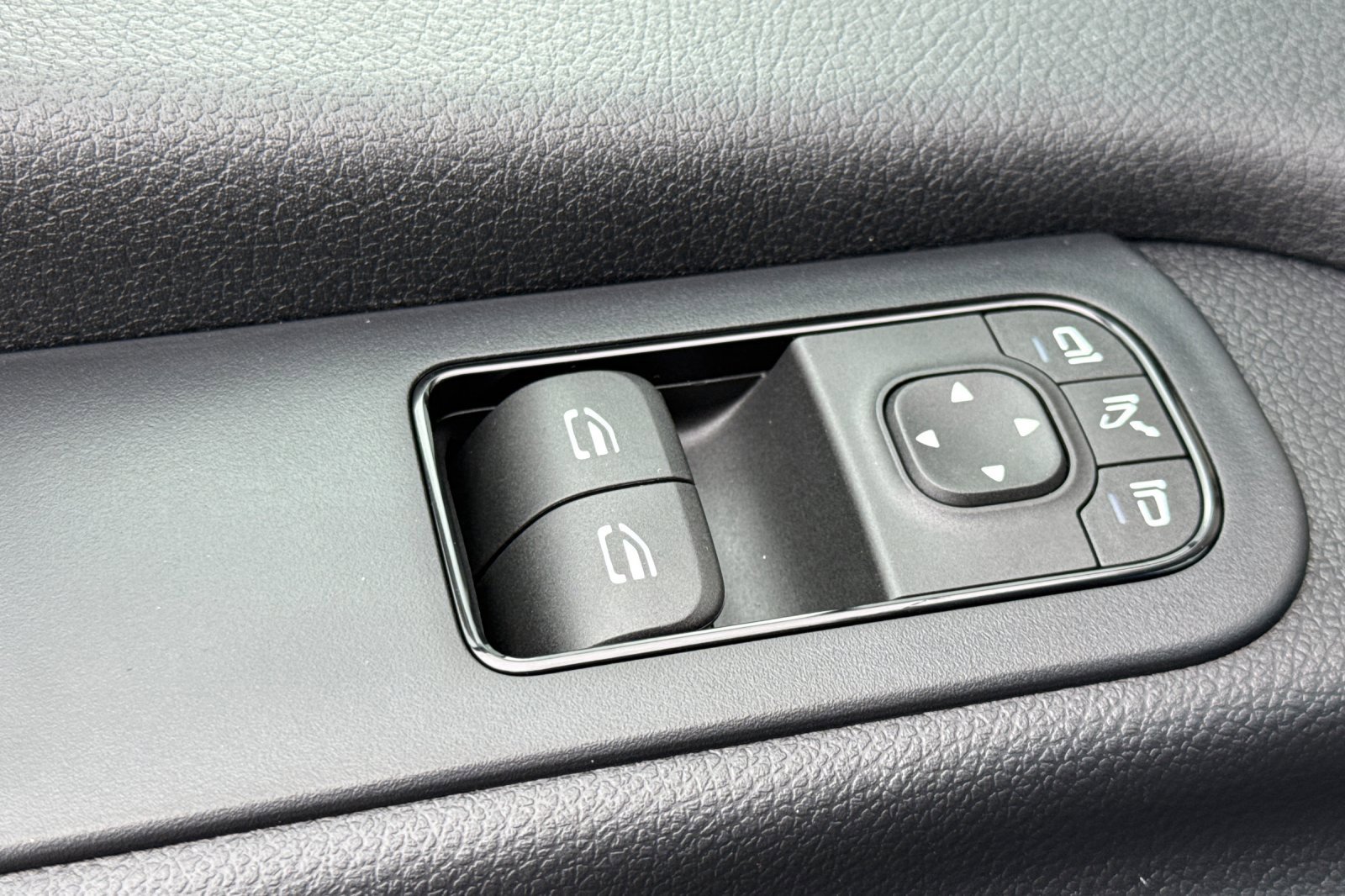 New 2025 Mercedes-Benz Sprinter 2500 image 13