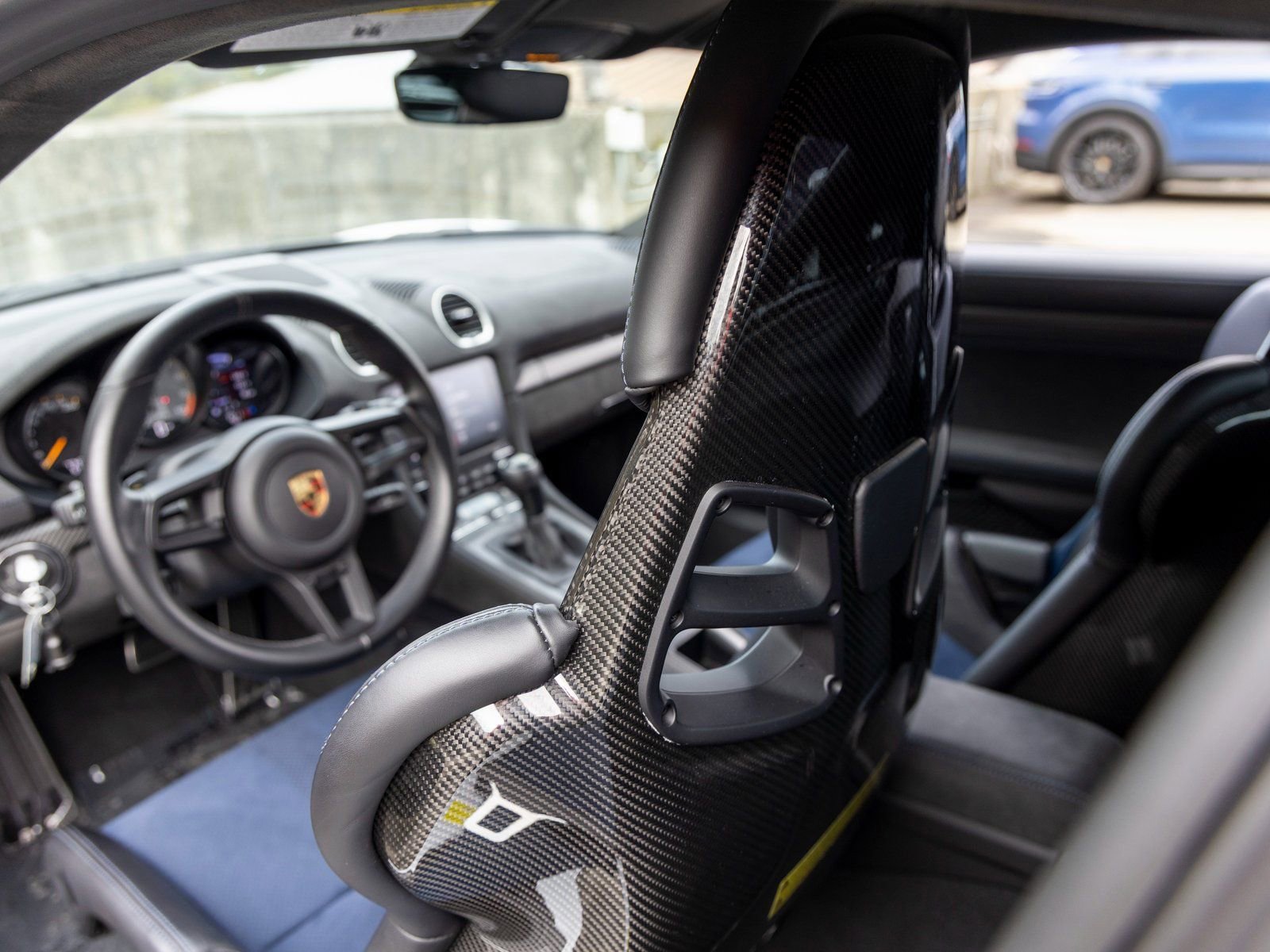 Used 2023 Porsche 718 Cayman GT4 RS RWD image 40