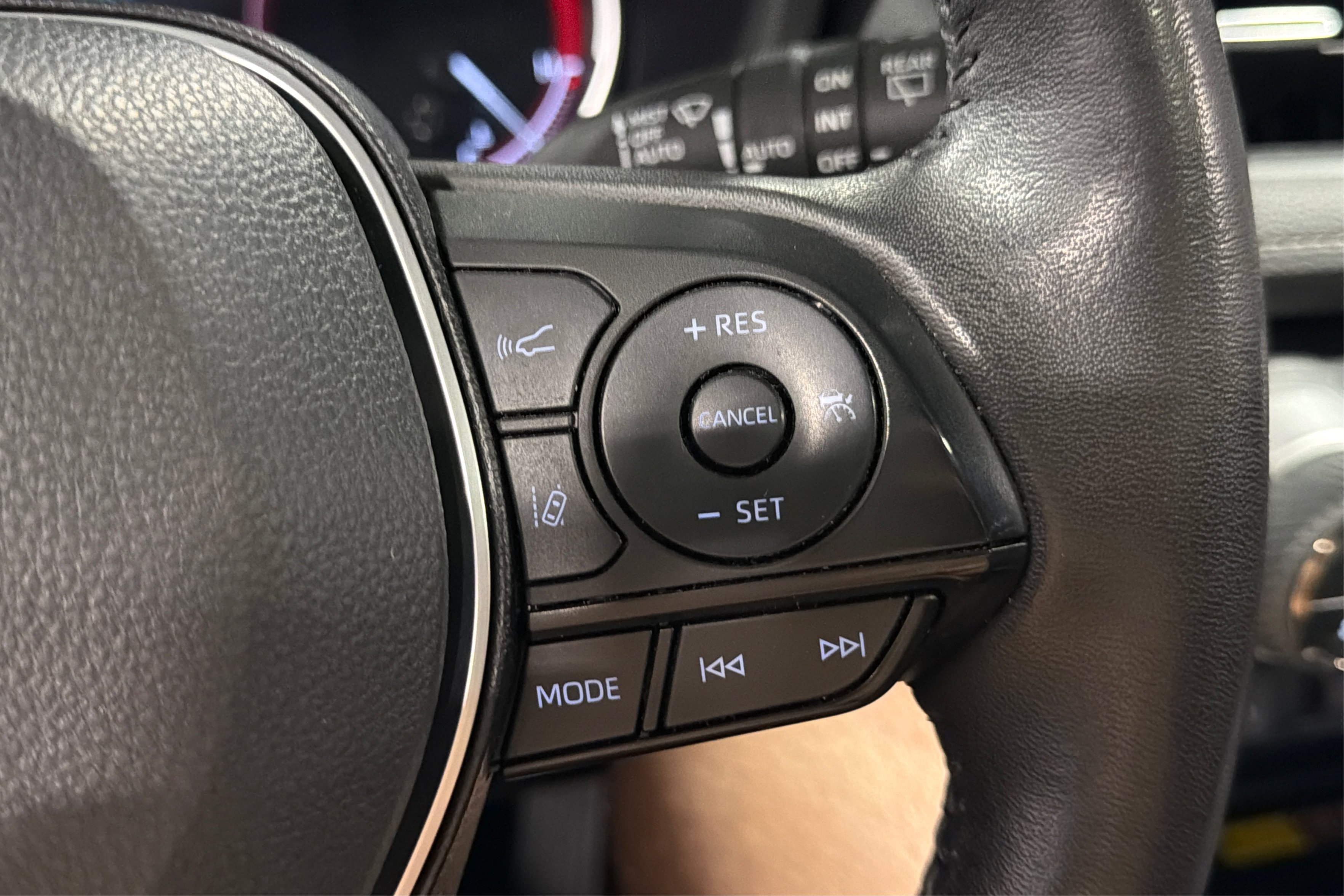 Used 2024 Toyota RAV4 XLE Premium w/ Weather Package AWD/4WD image 25