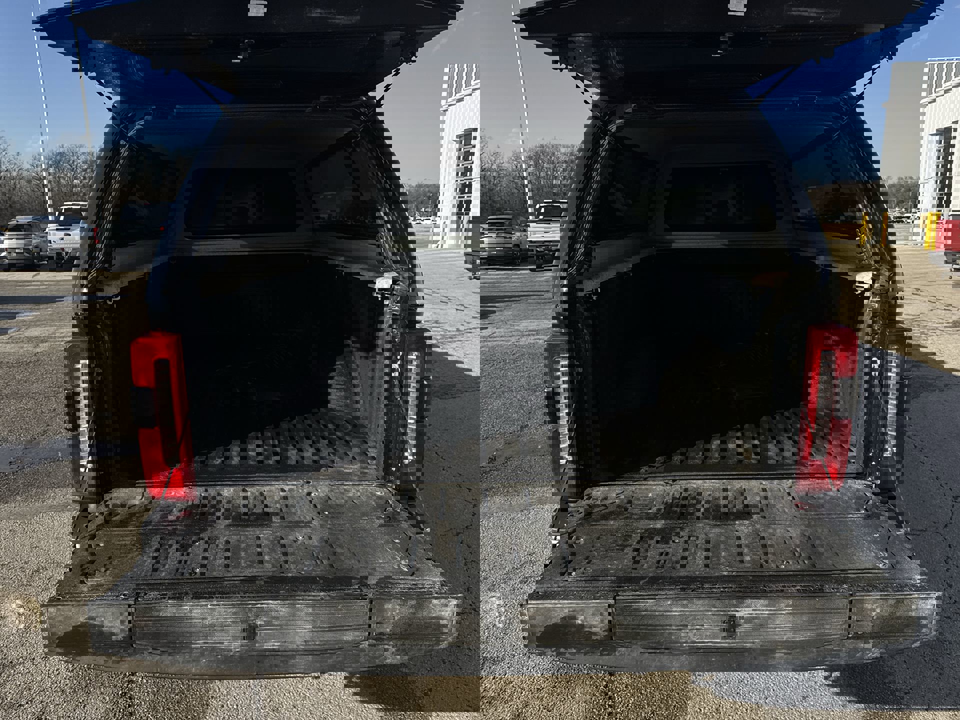 Used 2023 Ford F350 Lariat w/ Lariat Ultimate Package image 26