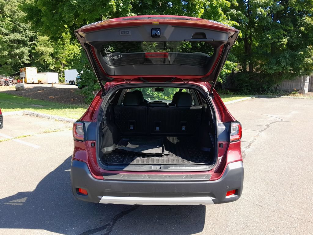 Certified 2025 Subaru Outback Limited AWD/4WD image 33